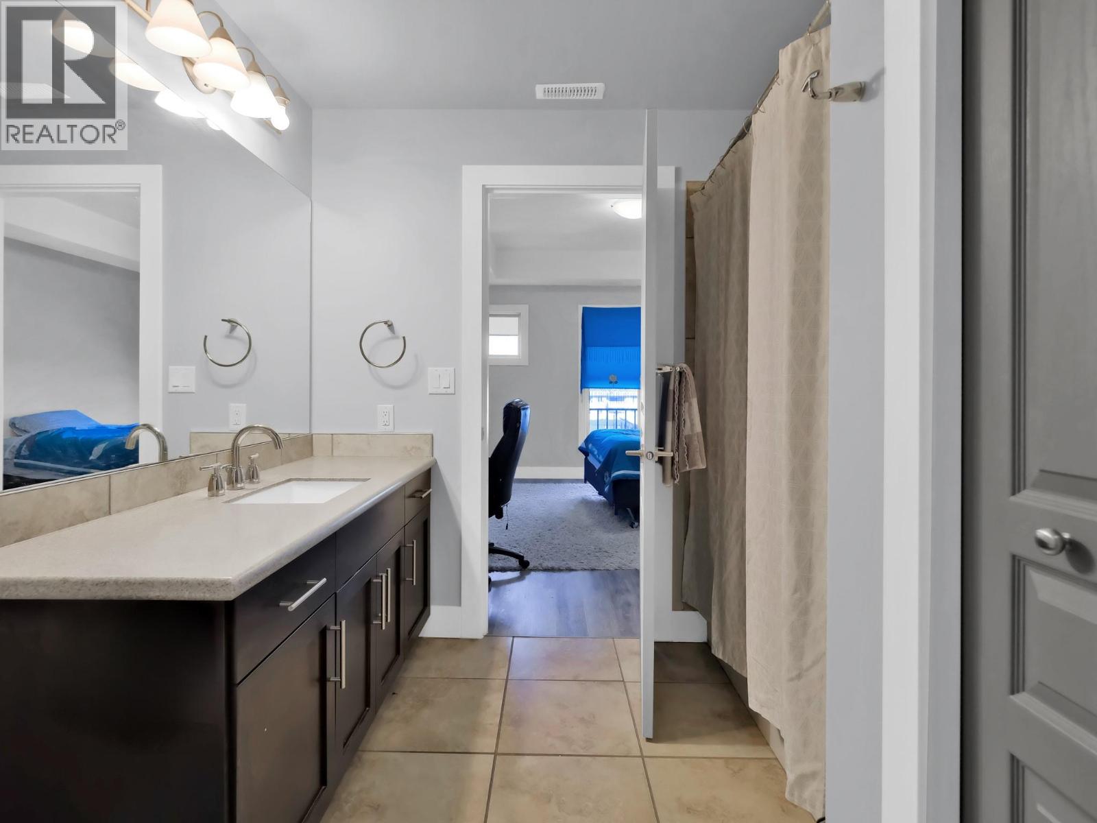 250 WATERFORD Avenue Unit# 311, Penticton