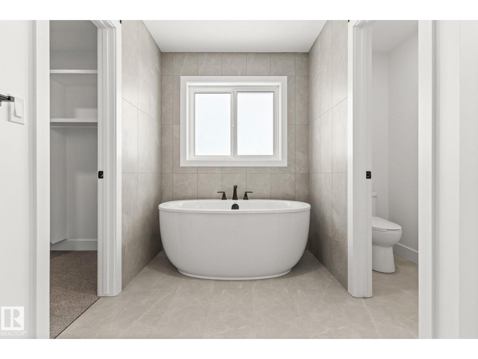 11 Arthur WY, Spruce Grove