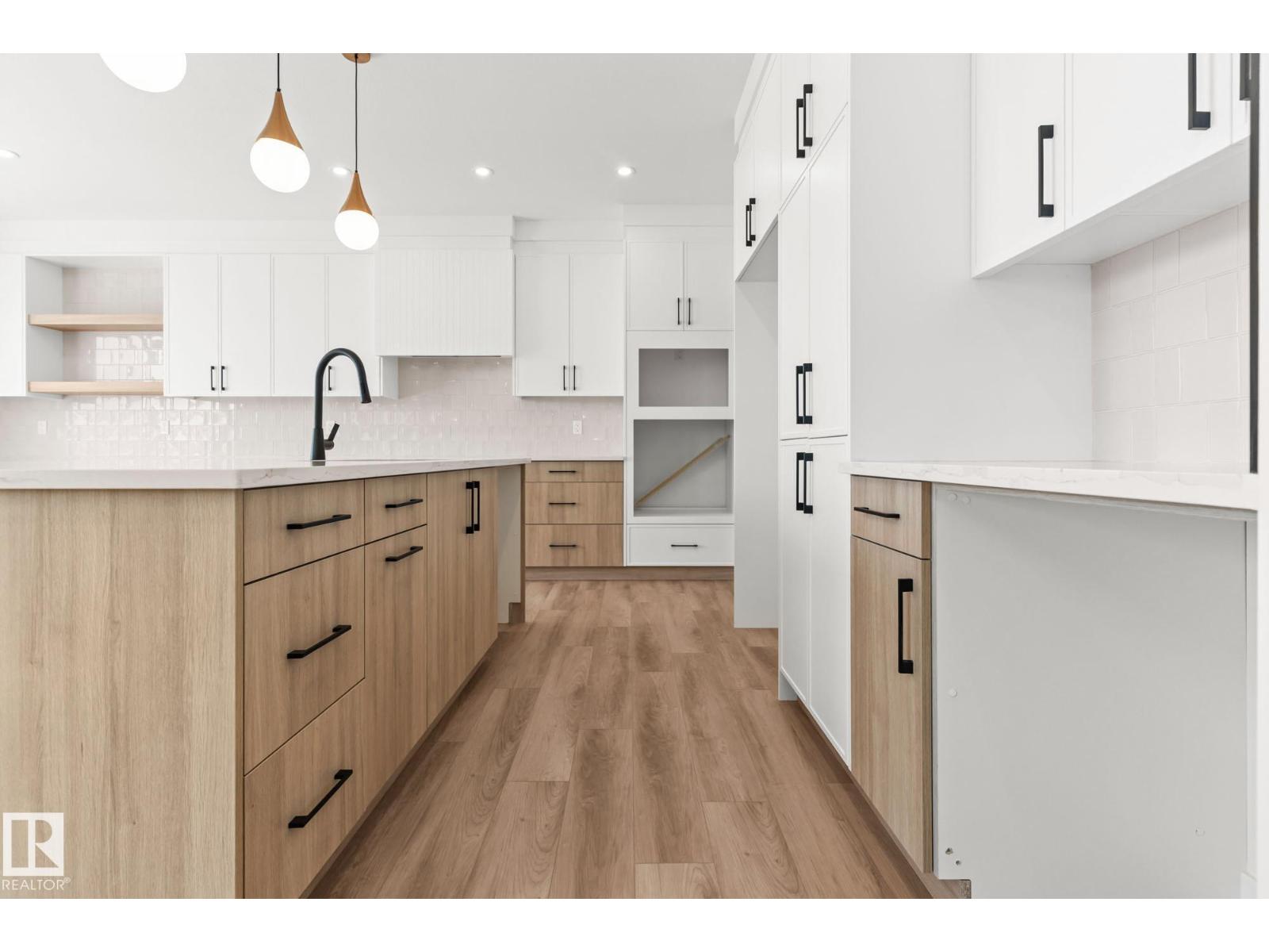 11 Arthur WY, Spruce Grove