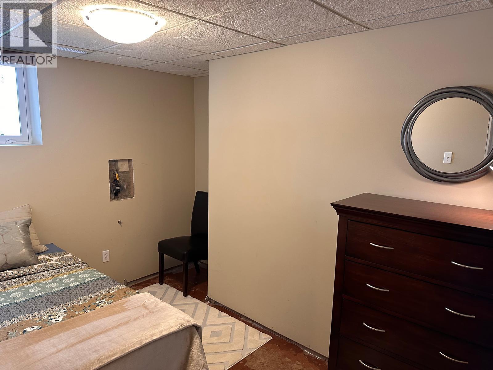 5113 47 Avenue NW - 8