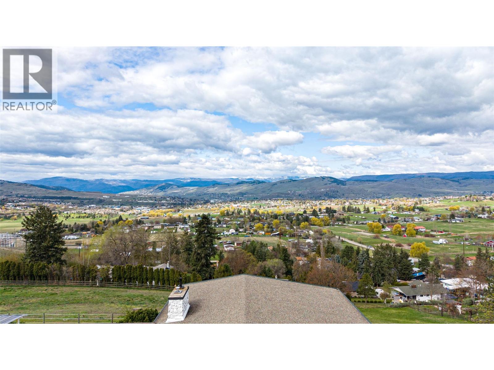 701 Robin Road, Vernon