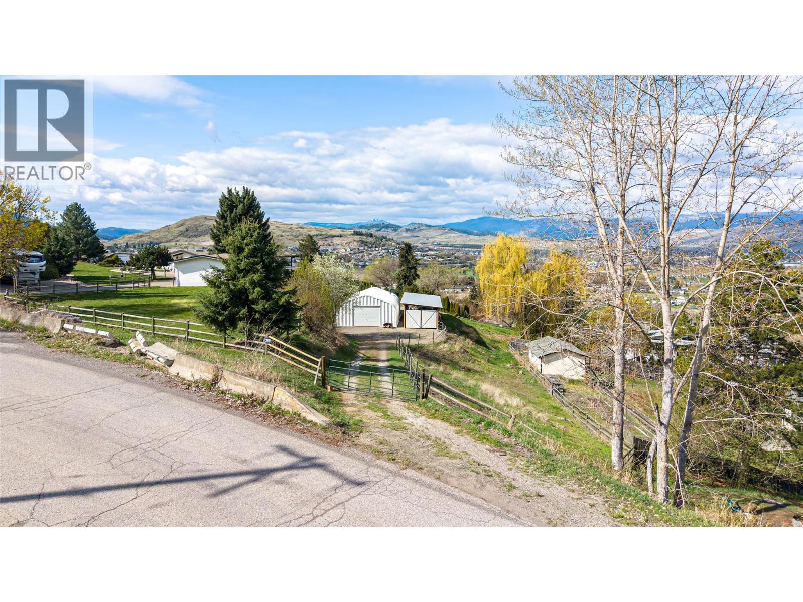 701 Robin Road, Vernon