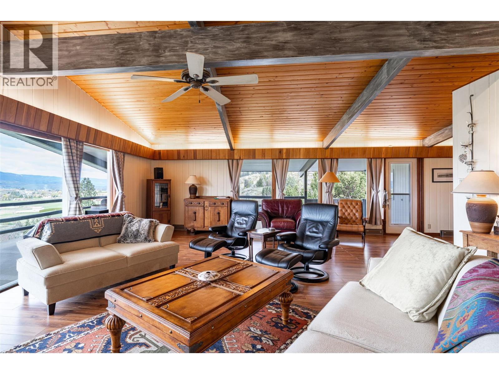 701 Robin Road, Vernon