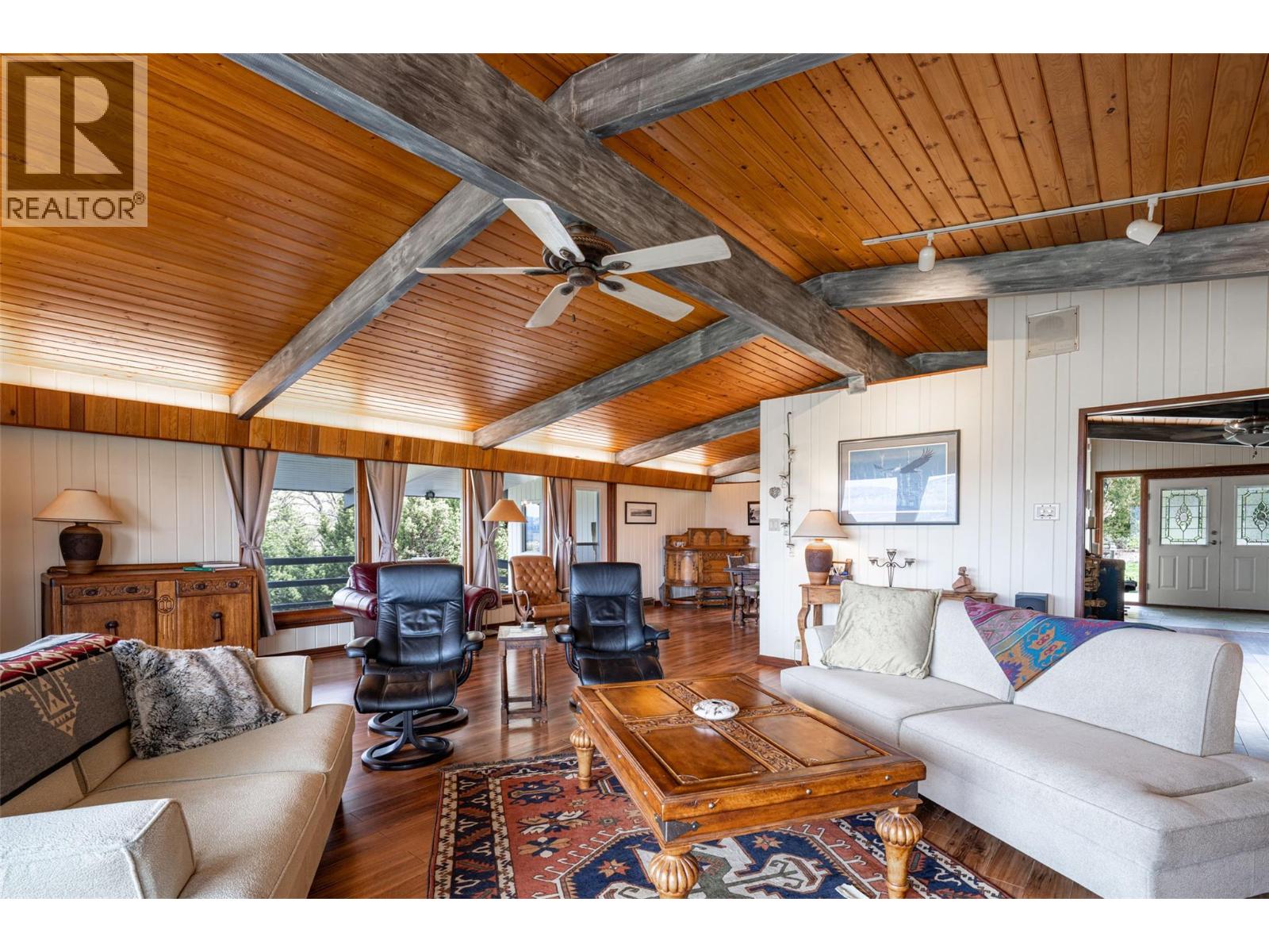 701 Robin Road, Vernon