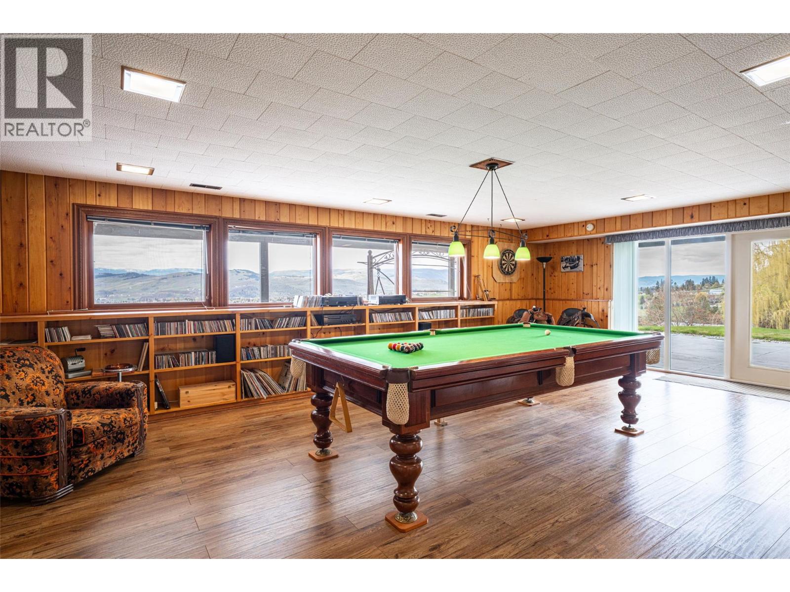 701 Robin Road, Vernon