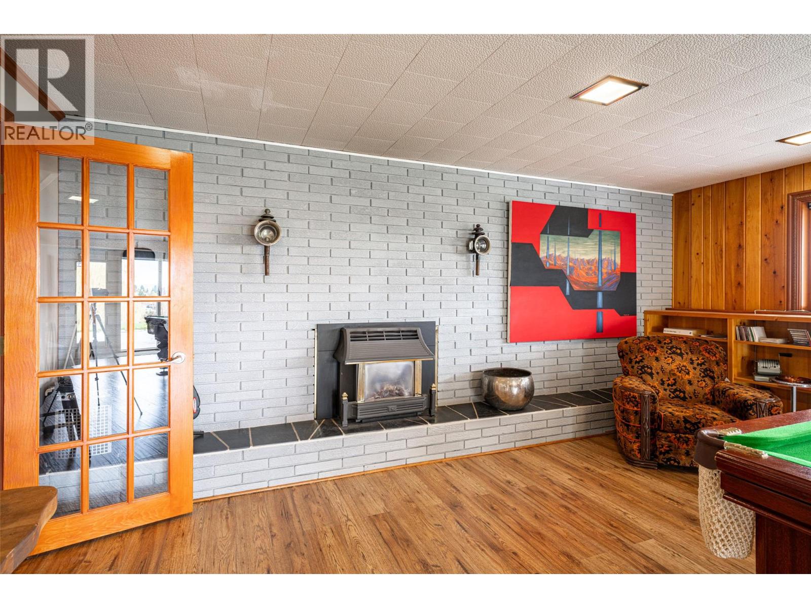 701 Robin Road, Vernon