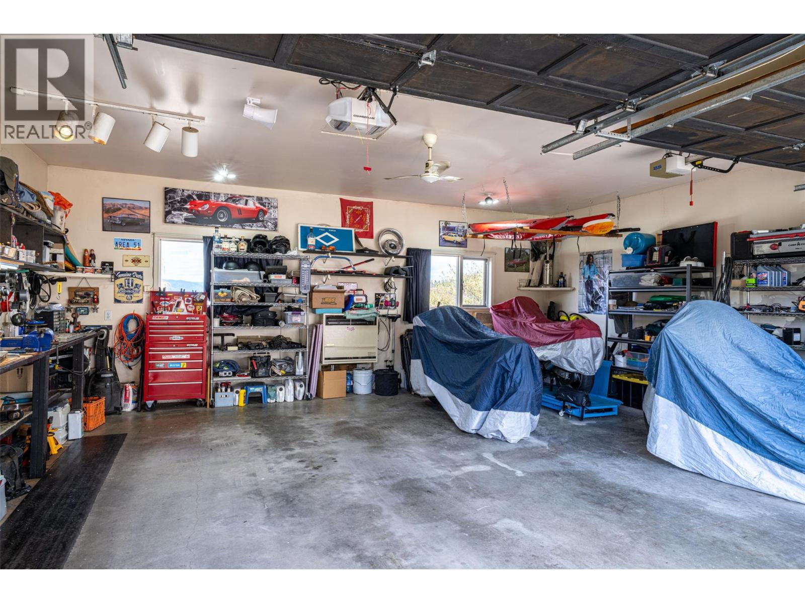 701 Robin Road, Vernon