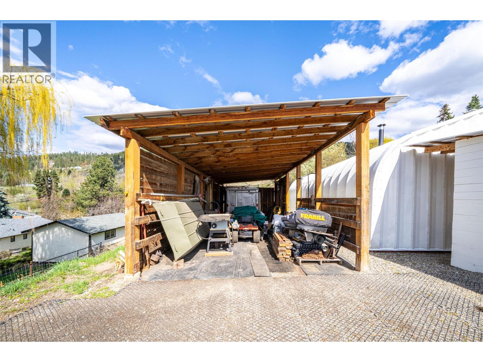 701 Robin Road, Vernon