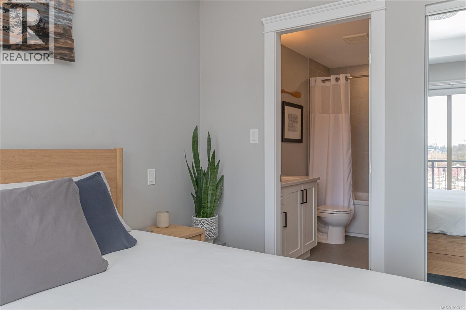 308 844 Goldstream Avenue, Langford