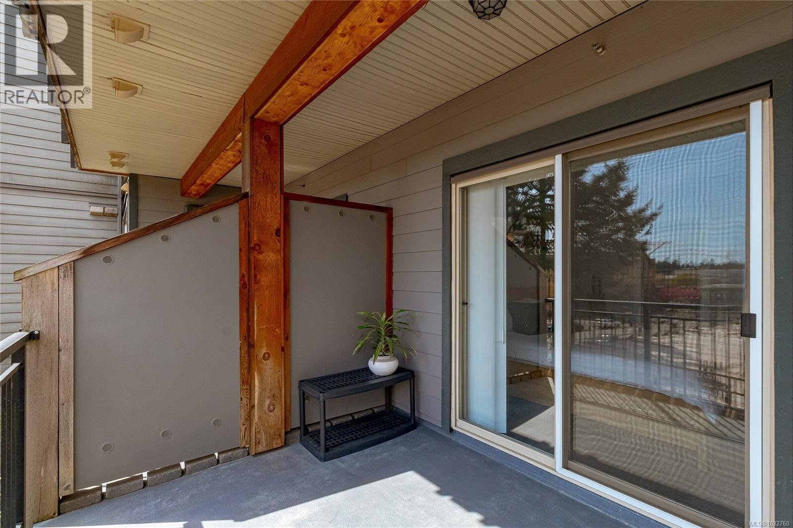 308 844 Goldstream Avenue, Langford