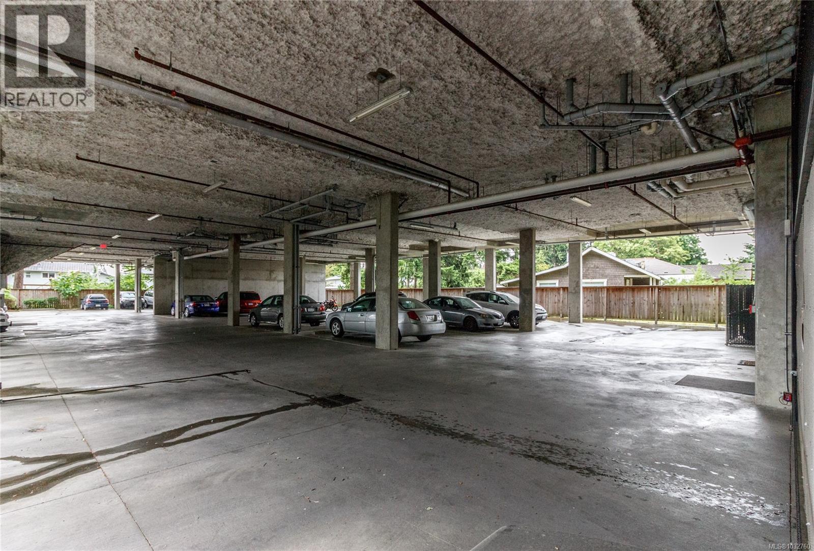 308 844 Goldstream Avenue, Langford