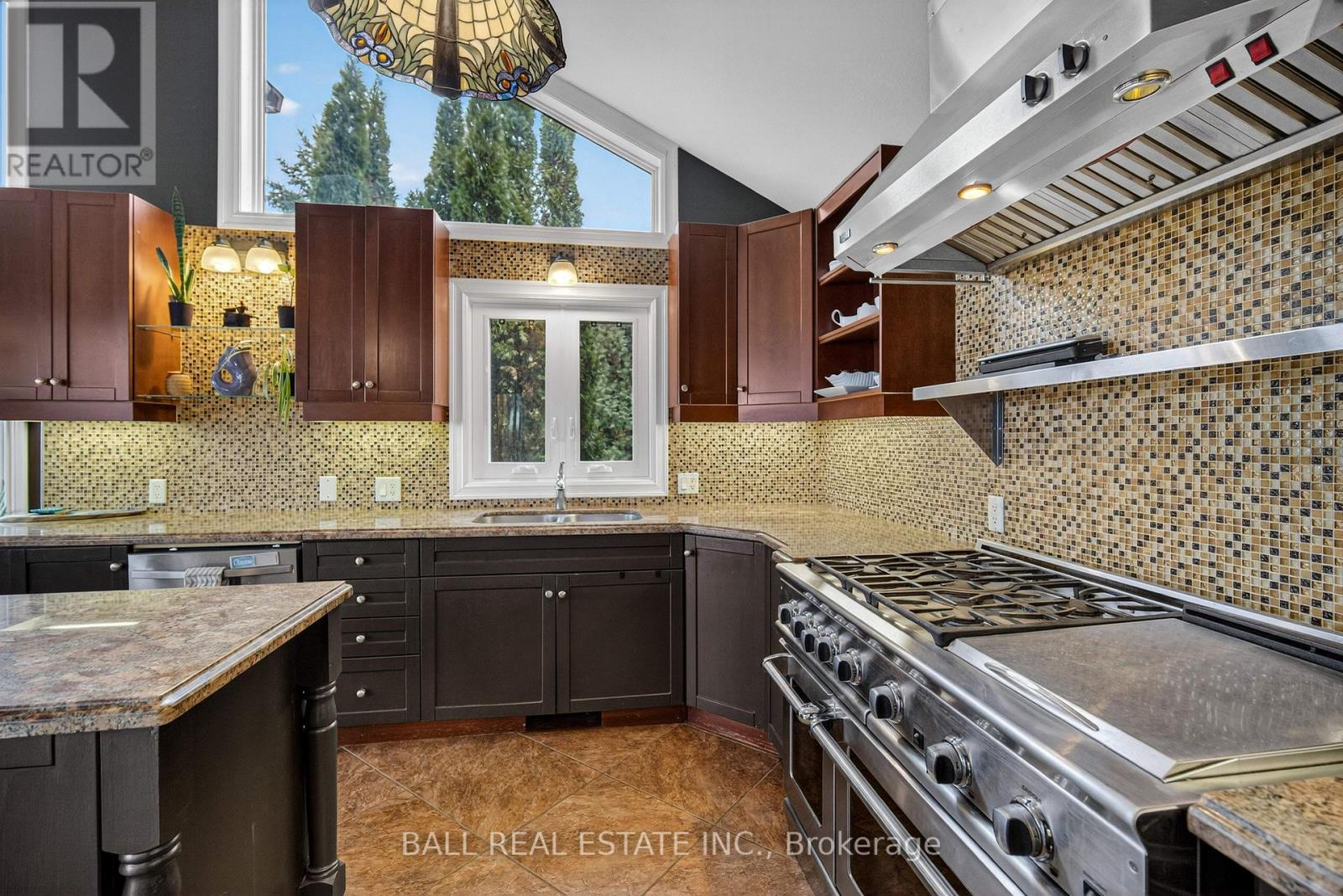 151 PELLER COURT - 18
