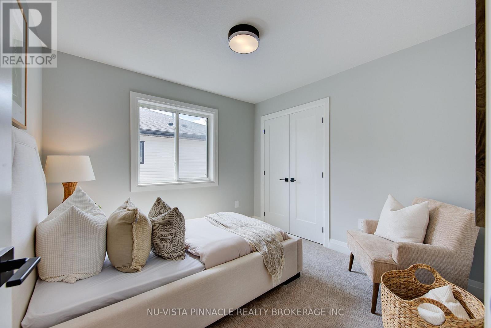 1685 BRAYFORD AVENUE Property Photo