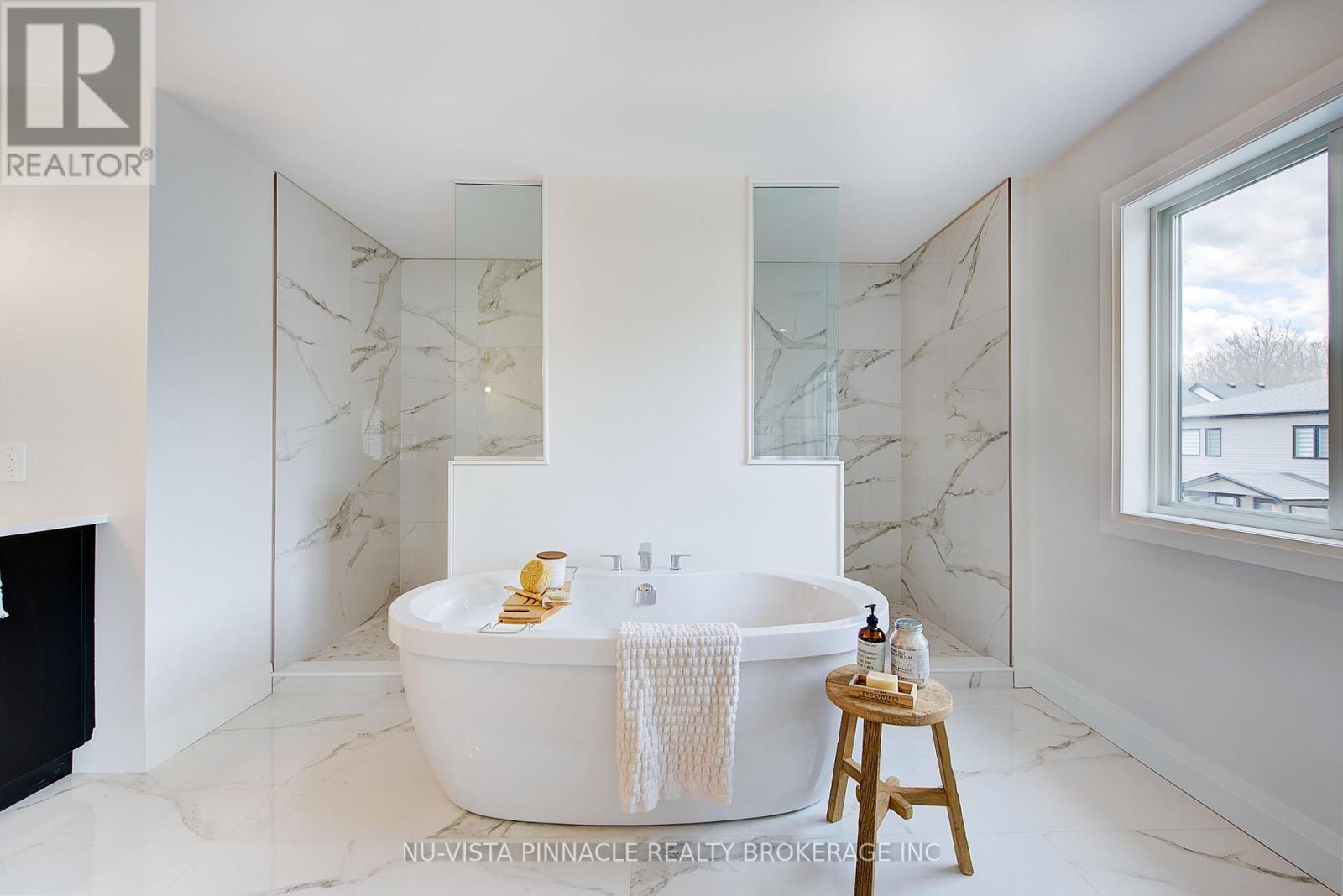 1685 BRAYFORD AVENUE Property Photo