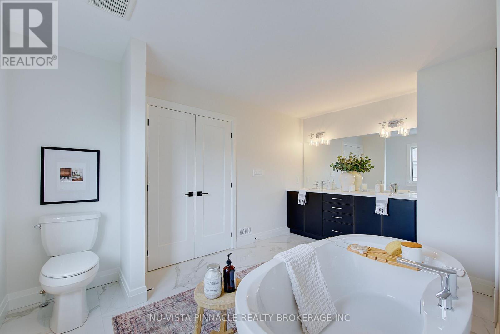 1685 BRAYFORD AVENUE Property Photo