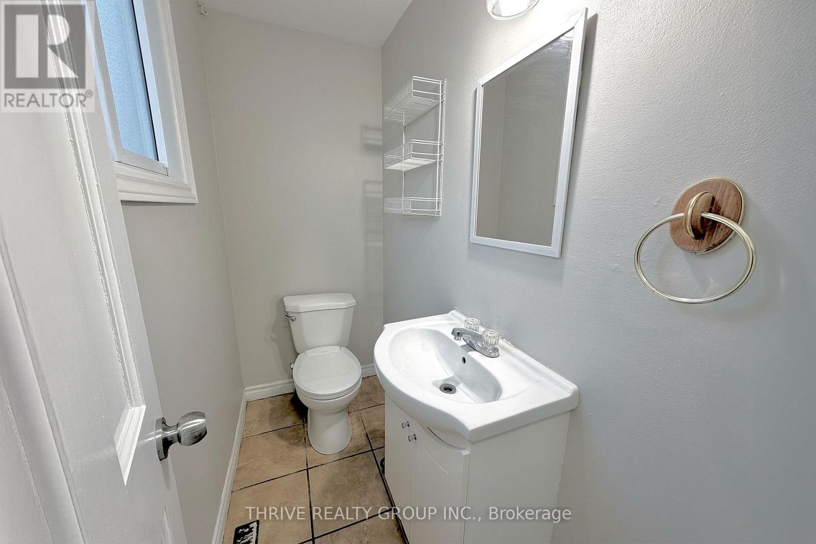 218 ADMIRAL DRIVE Property Photo