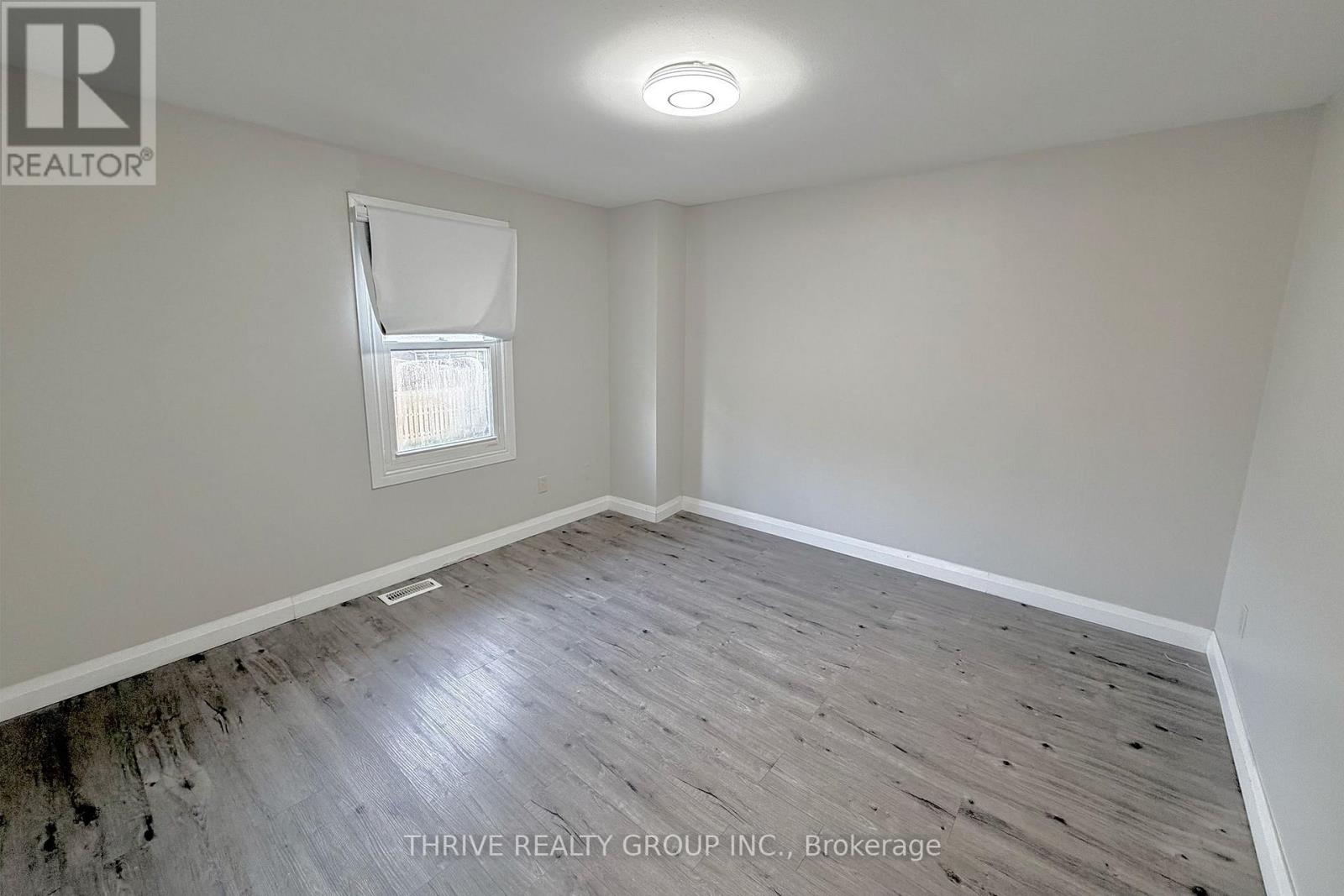 218 ADMIRAL DRIVE Property Photo