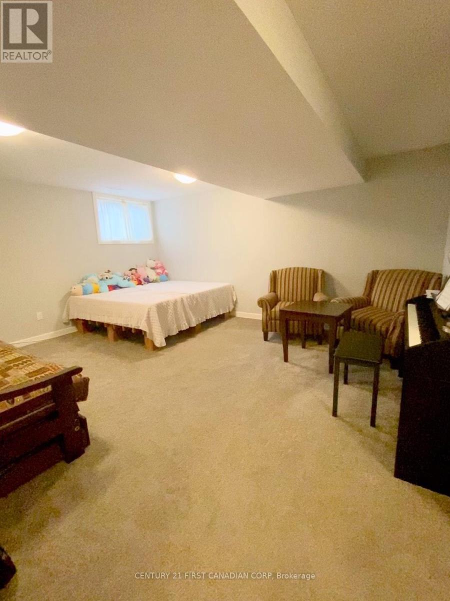 7 EMPIRE PARKWAY Property Photo