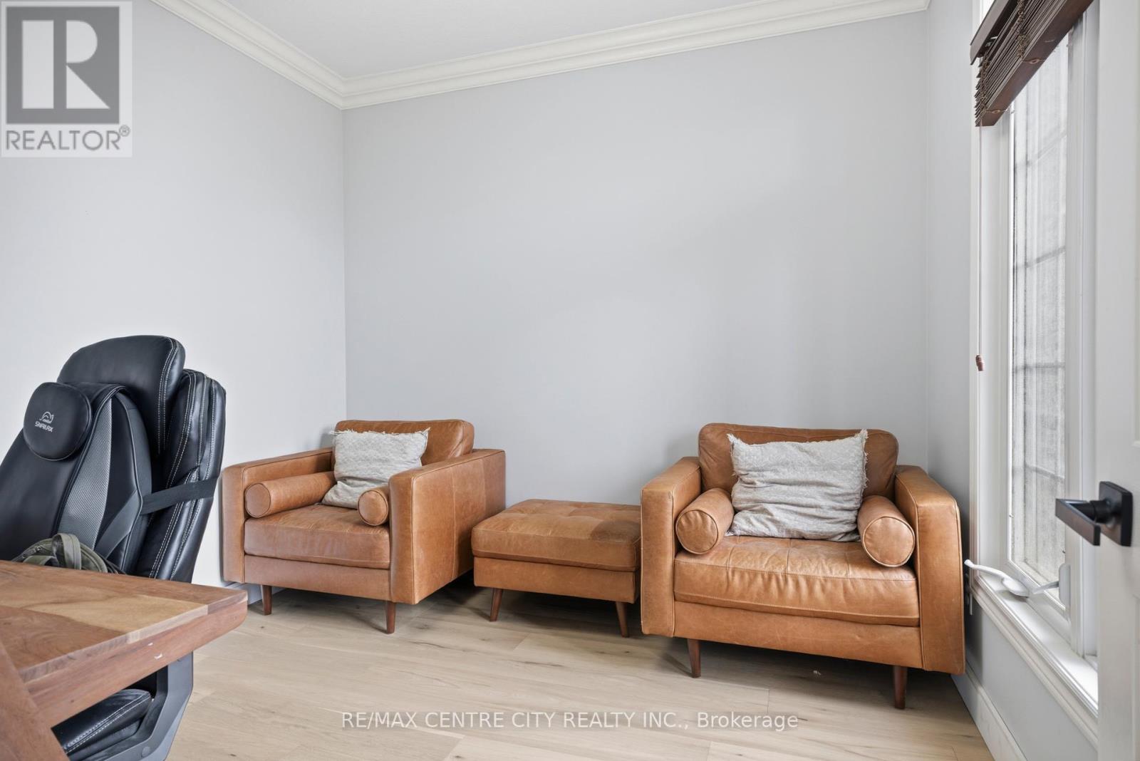 2114 RIVERBEND ROAD Property Photo