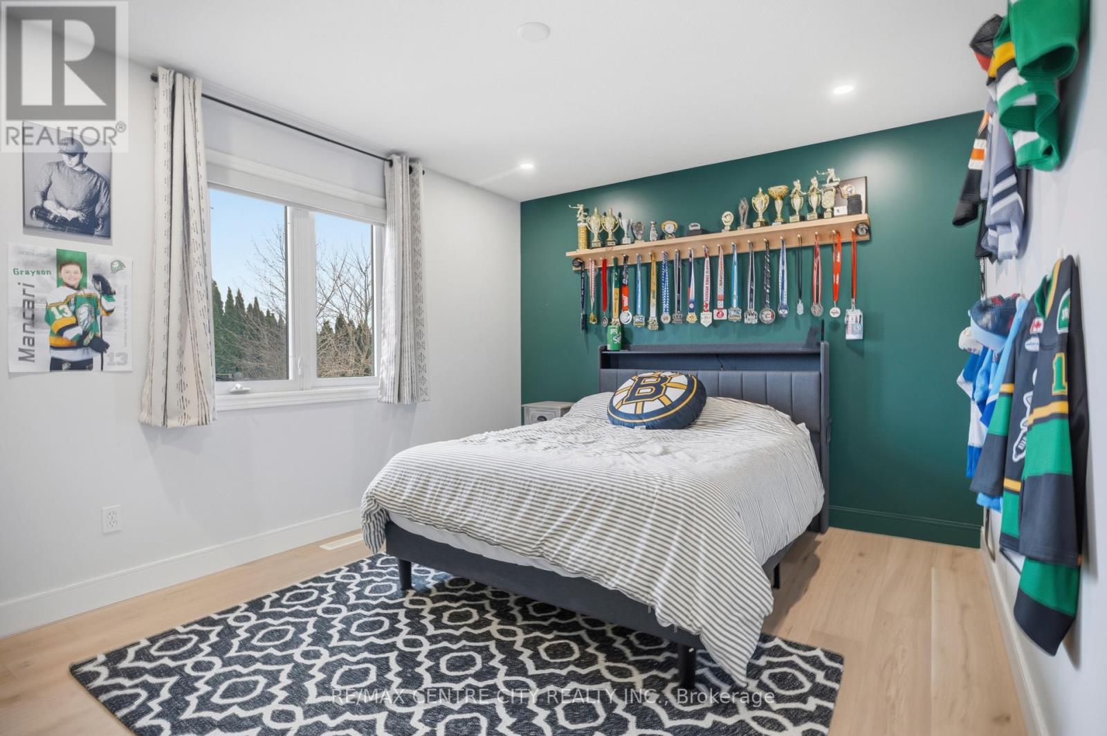 2114 RIVERBEND ROAD Property Photo