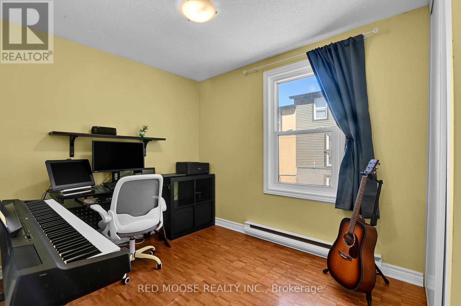18 - 1250 MCWATTERS ROAD — photo 33