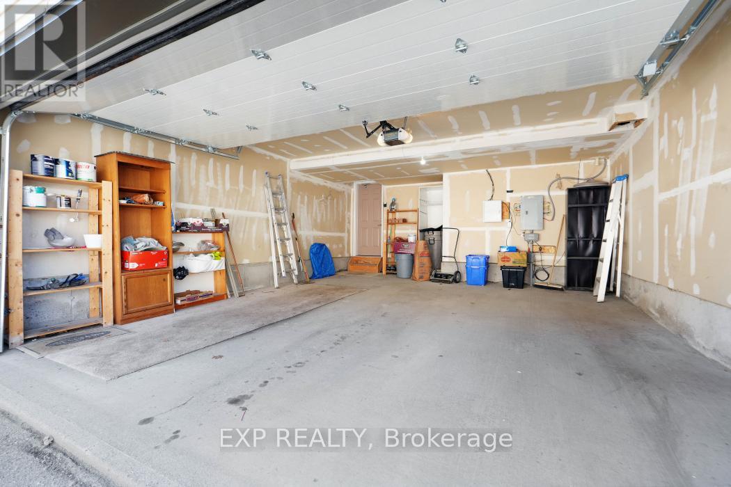 #D 3705 RIVERBREEZE STREET - 5