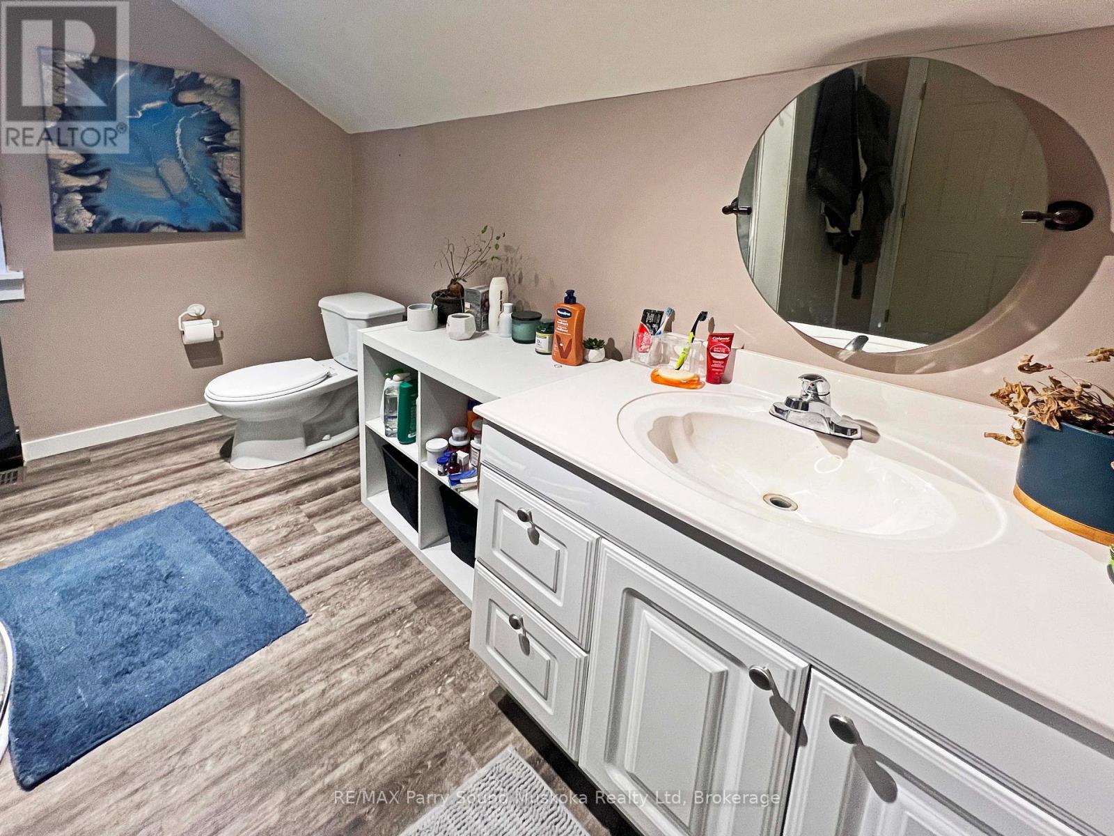 3 pc semi ensuite bath