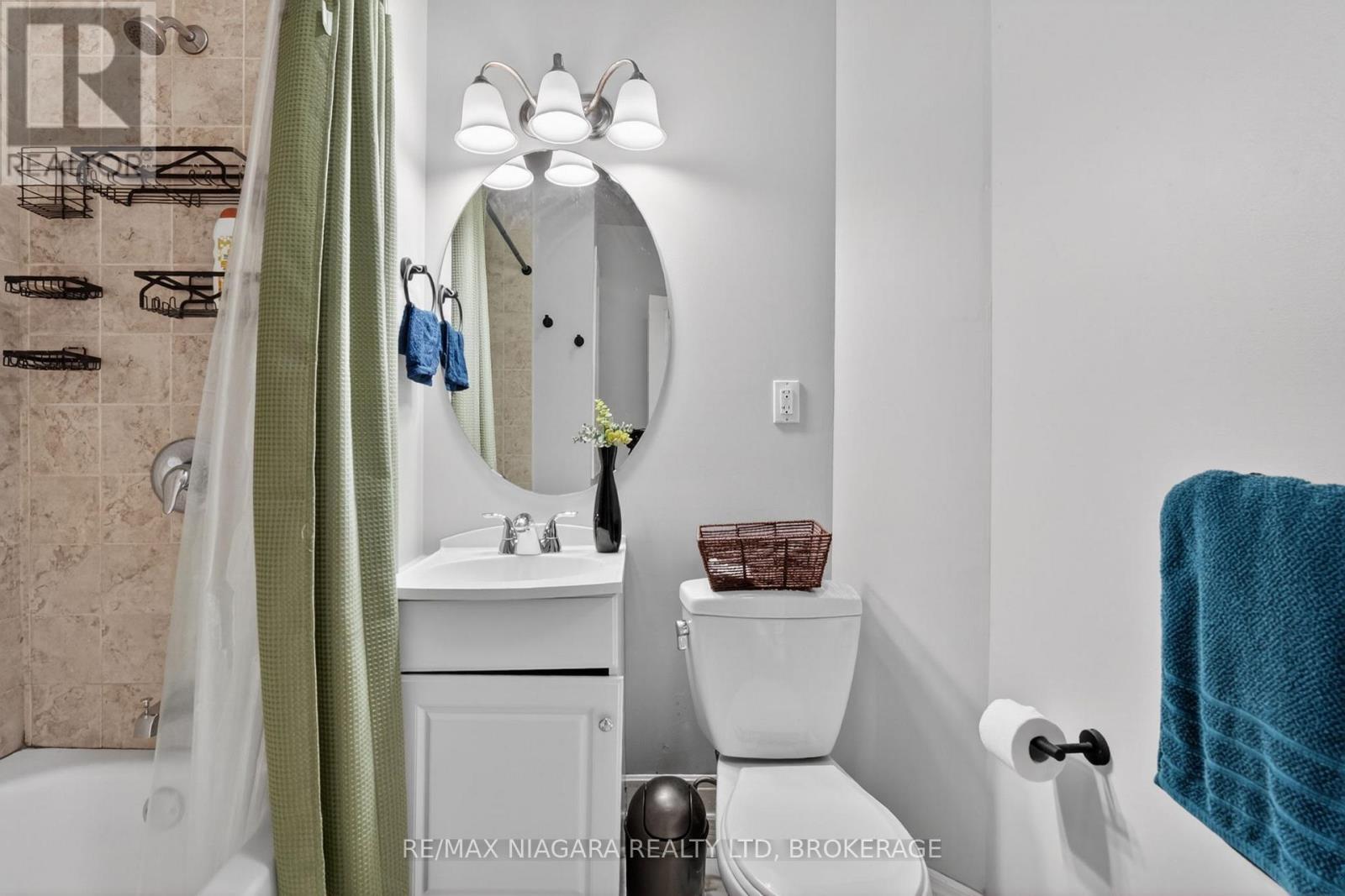 214 NIAGARA STREET - 13