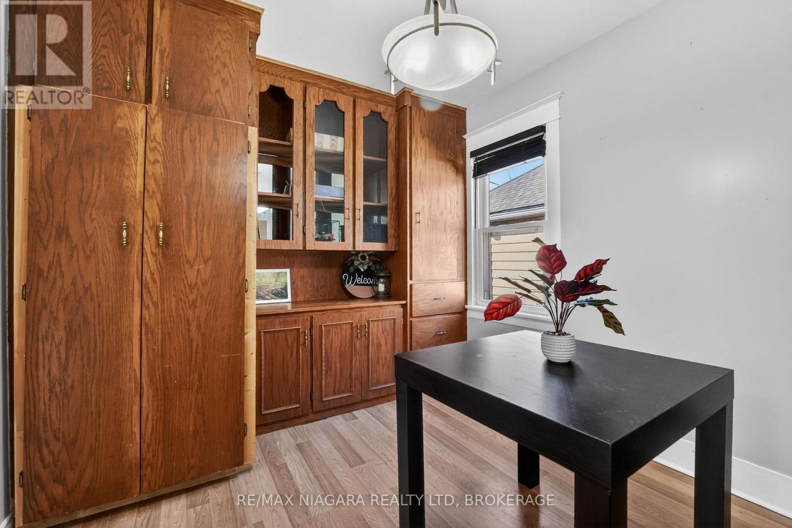 214 NIAGARA STREET - 17