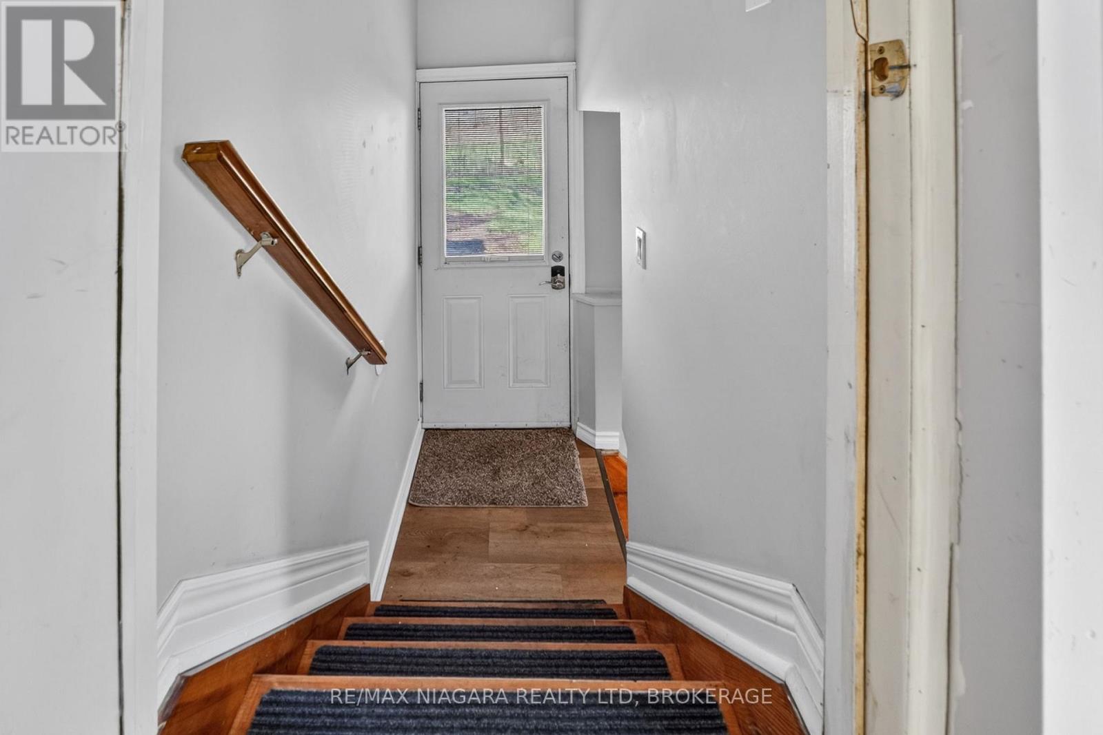 214 NIAGARA STREET - 20