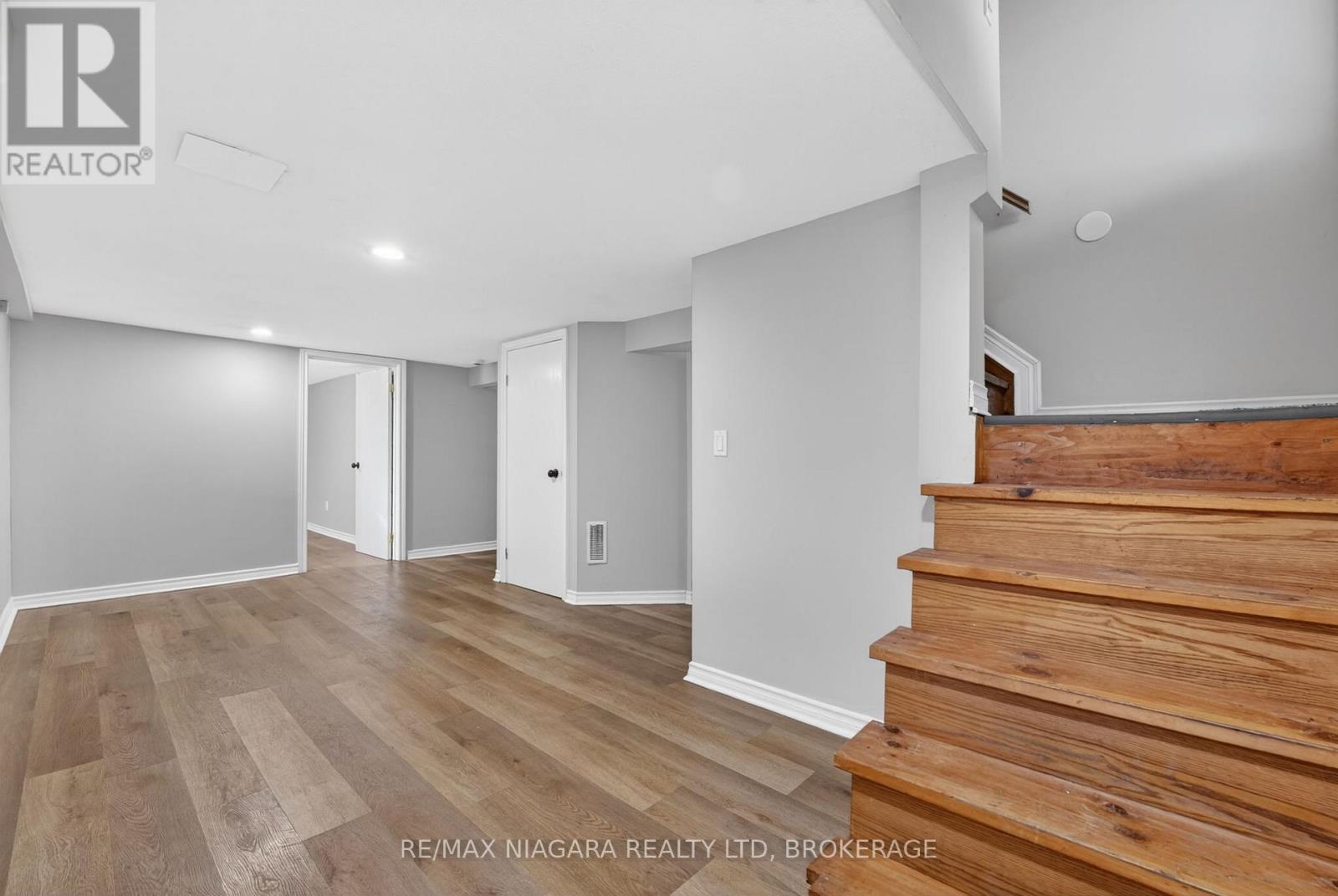 214 NIAGARA STREET - 22