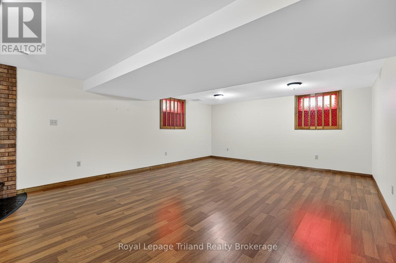 128 LOVEYS STREET E — photo 21
