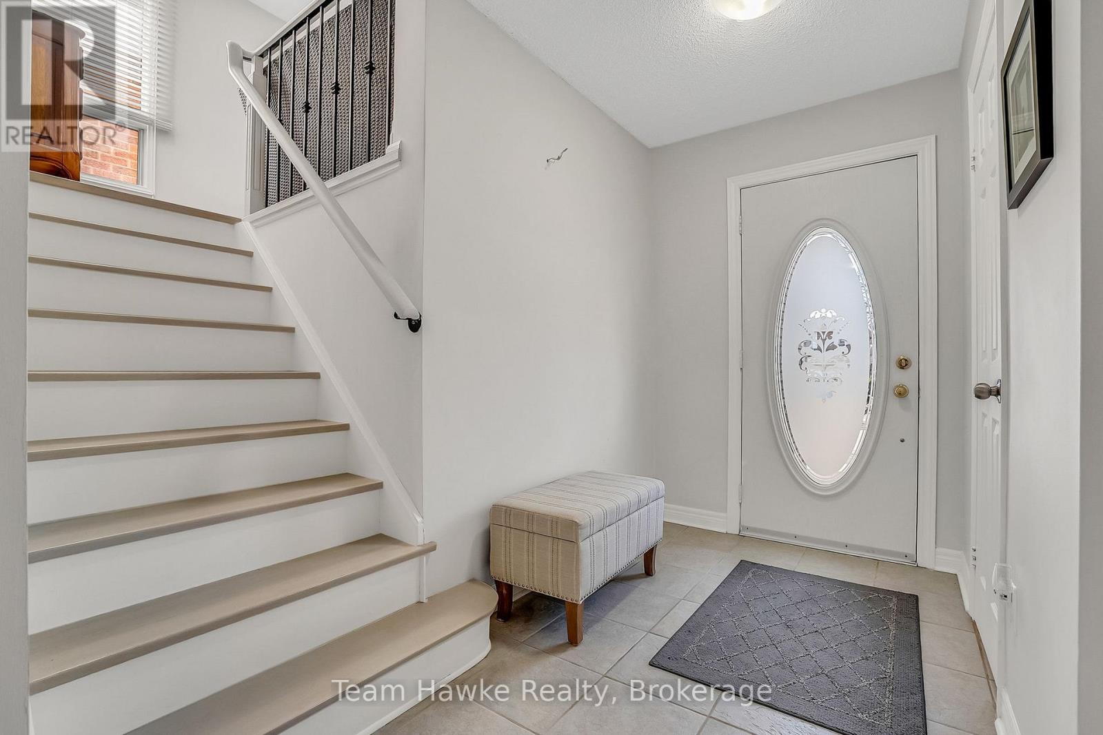 15 WHITE BOULEVARD - 2
