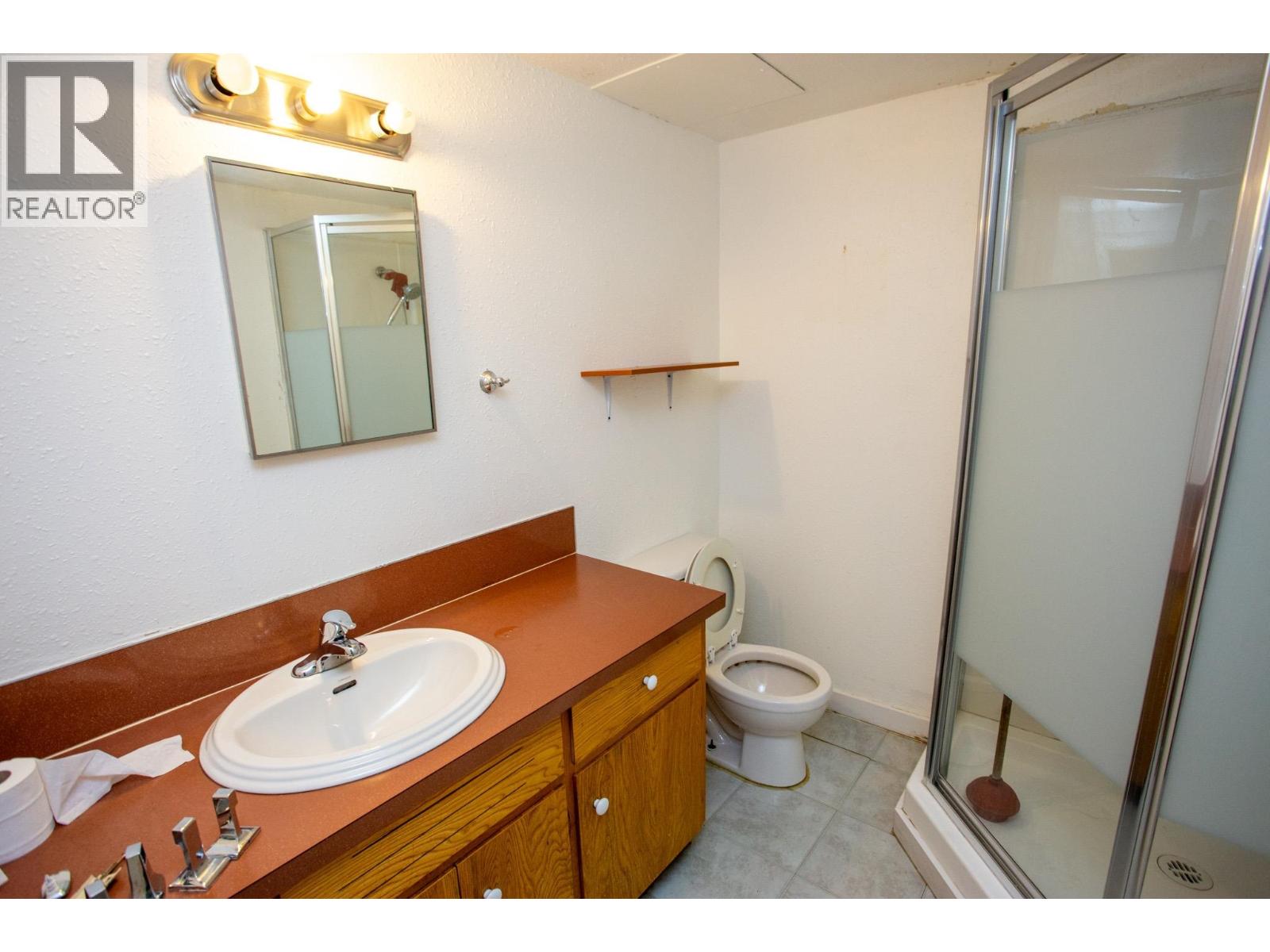 Kitchen of 1402 FRASER CRESCENT · Prince George, BC