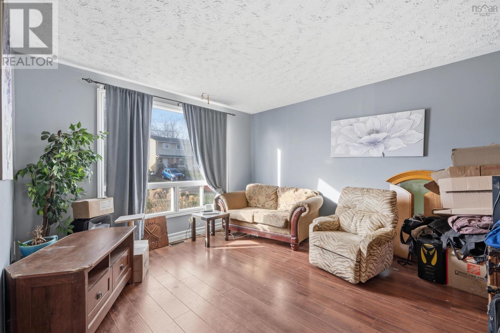 Property 2 of 10 of 22 Brompton Road