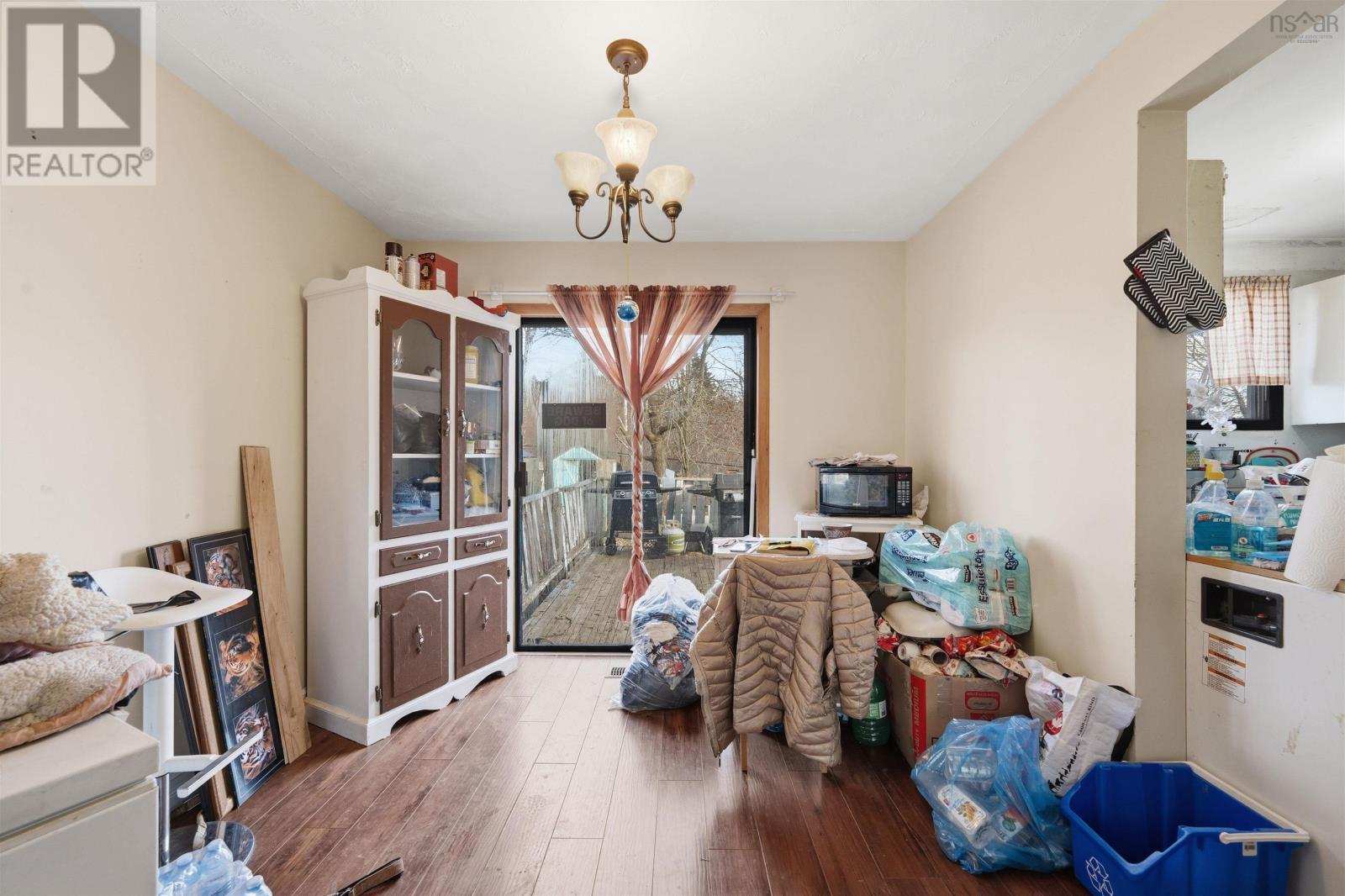 Property 3 of 10 of 22 Brompton Road