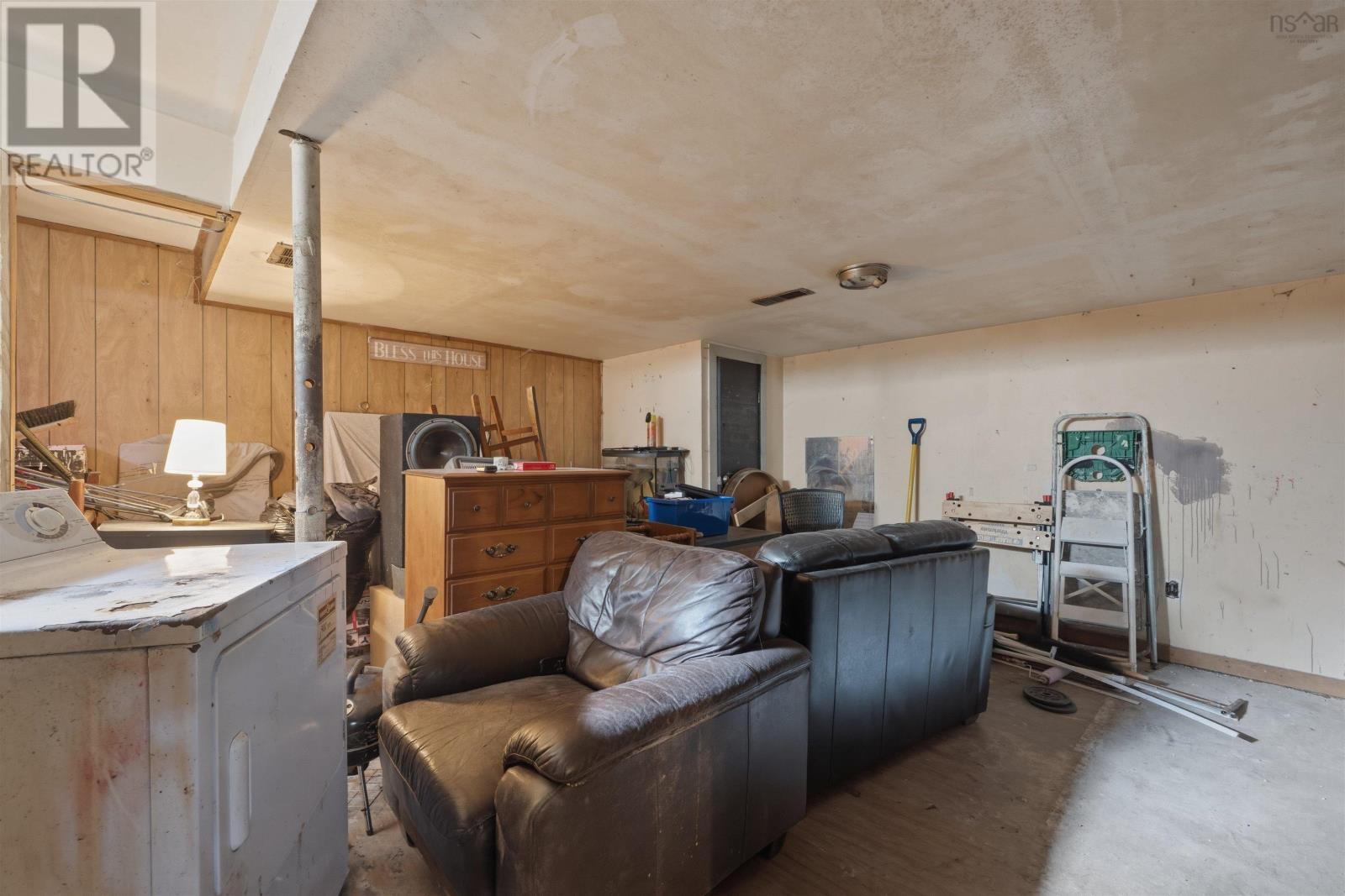 Property 8 of 10 of 22 Brompton Road