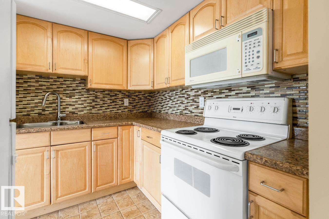 626 WILLOW CO NW — photo 11