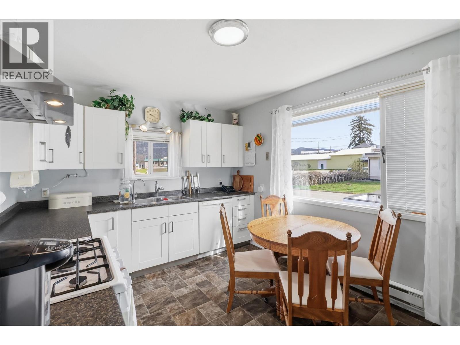 314 Wilson Street - 9