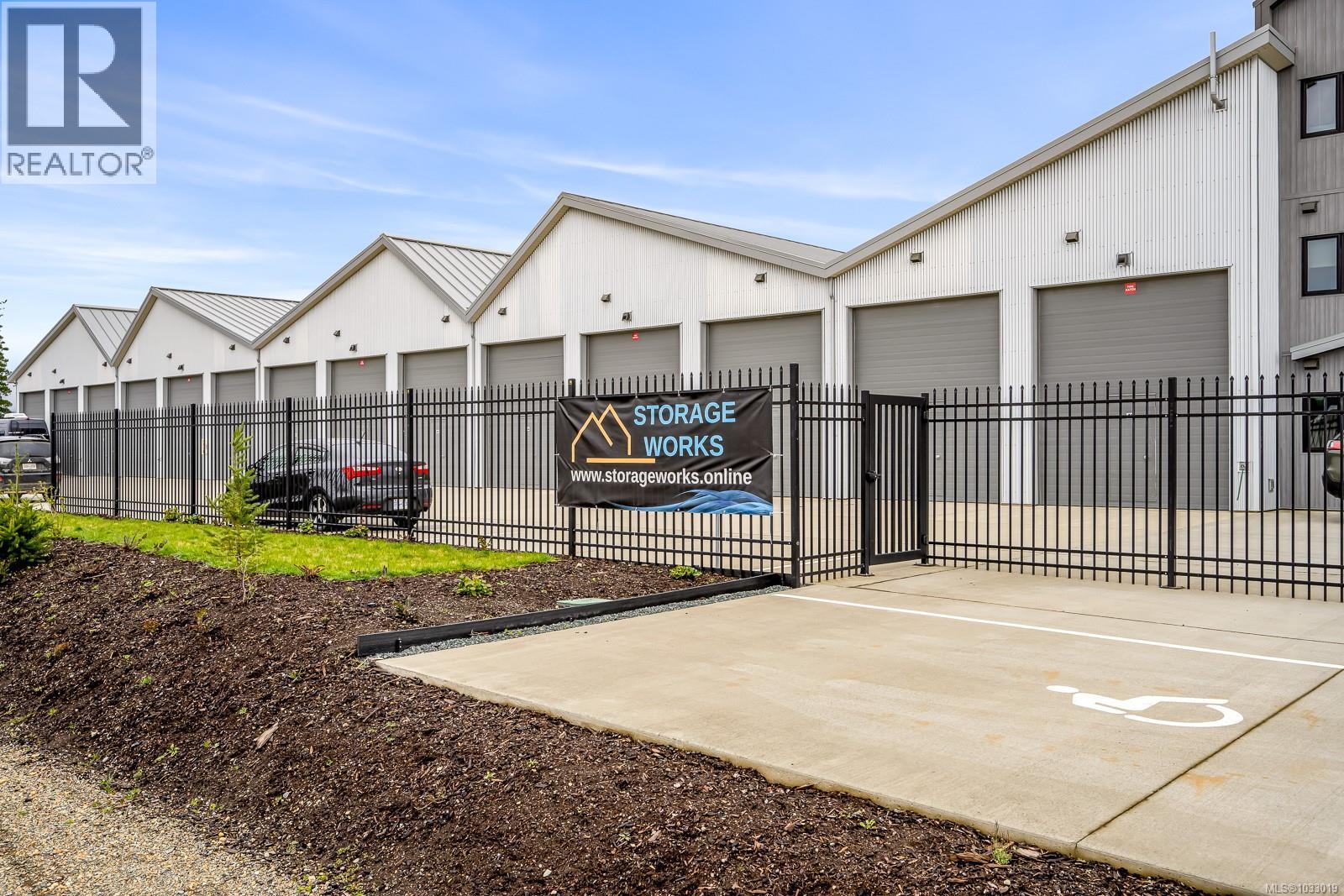 2794 Beck Ave, Cumberland