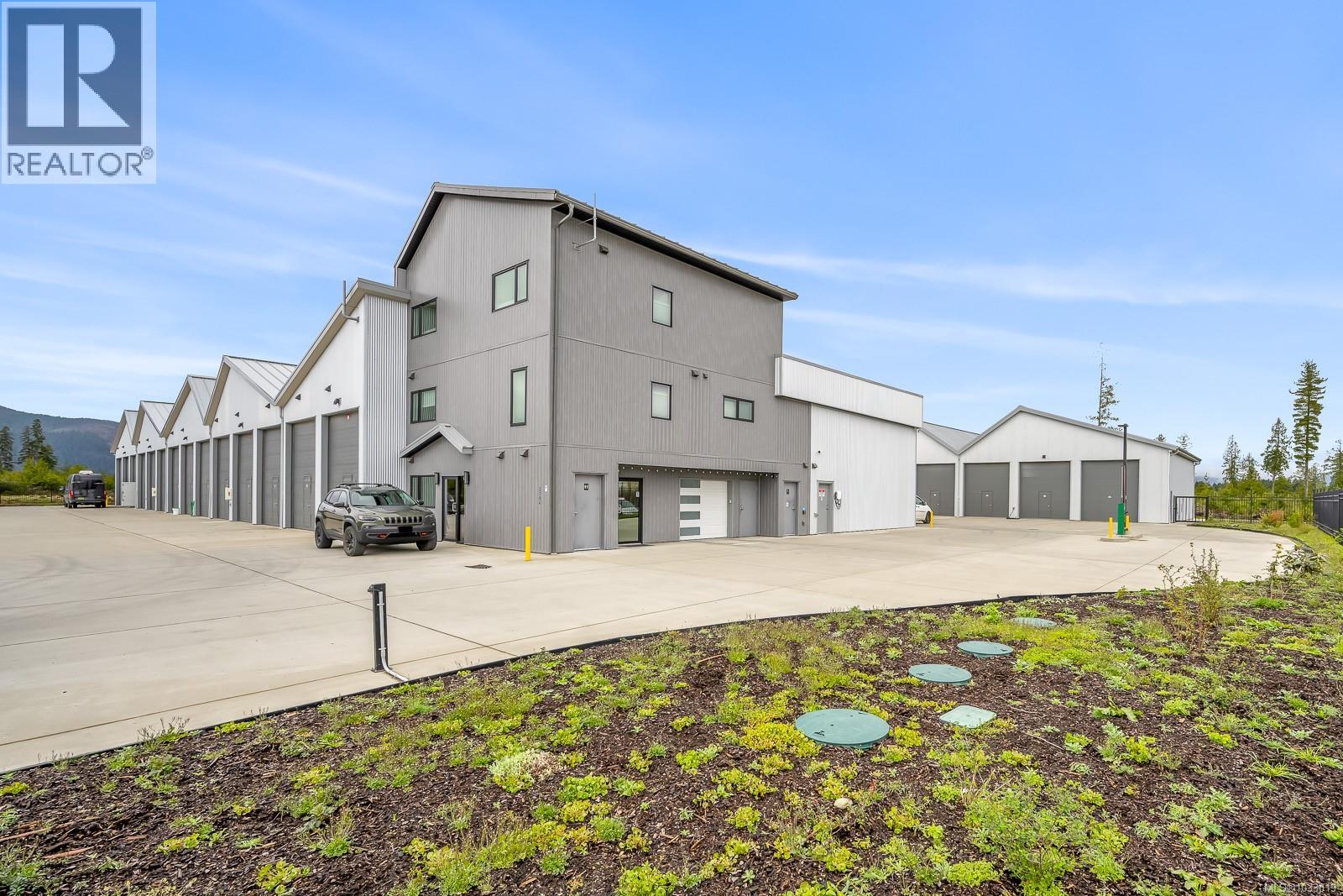 2794 Beck Ave, Cumberland