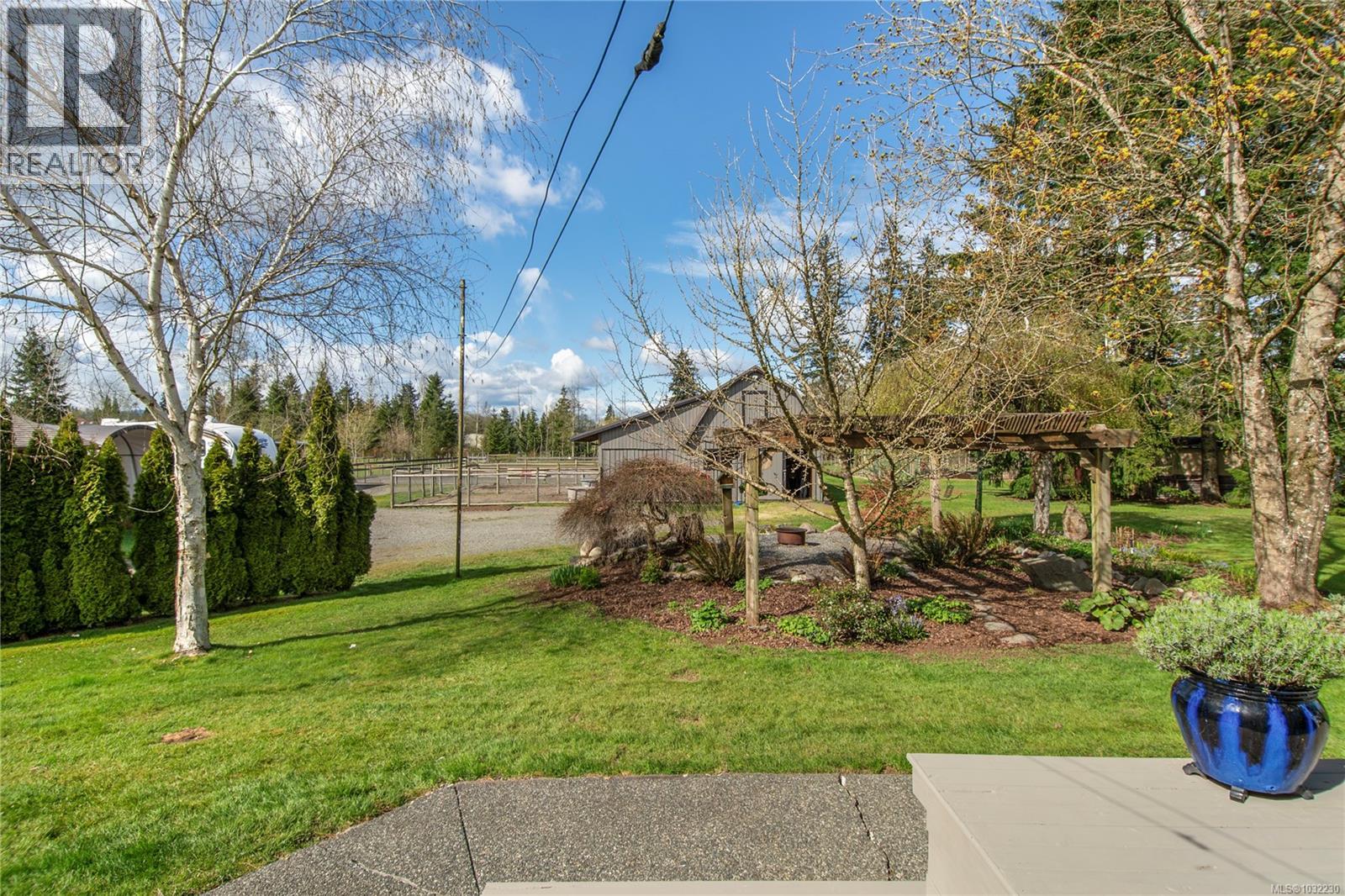 2054 Evergreen Rd - 26