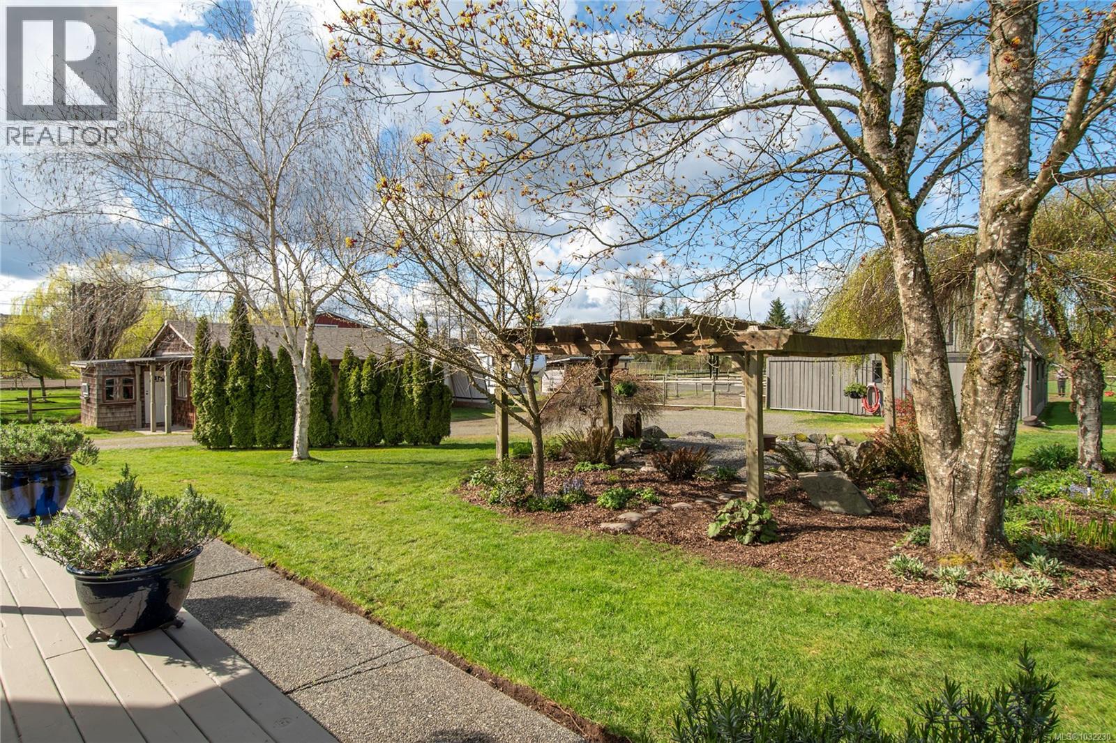 2054 Evergreen Rd - 27