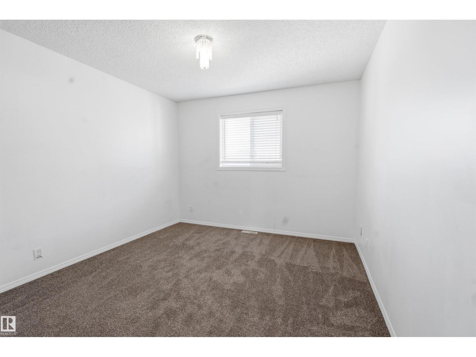 6009 36 AV, Beaumont