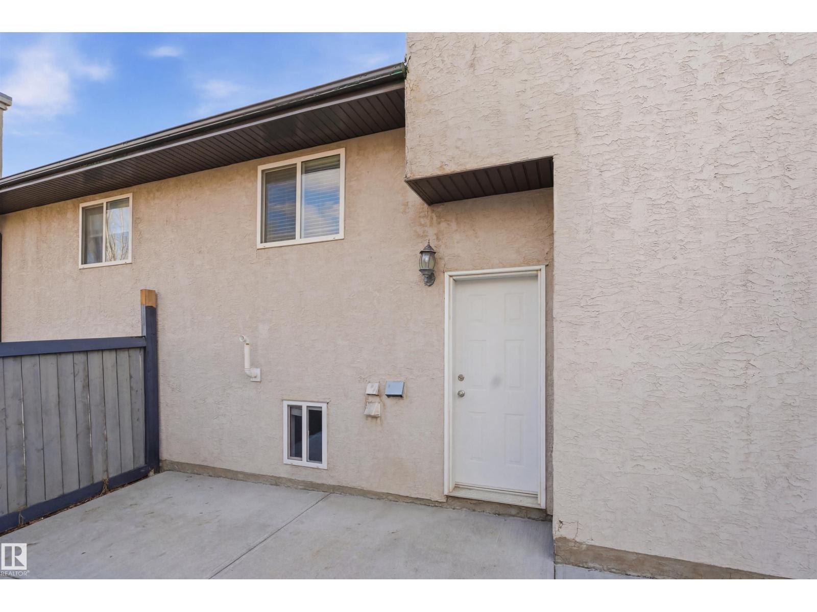 6009 36 AV, Beaumont