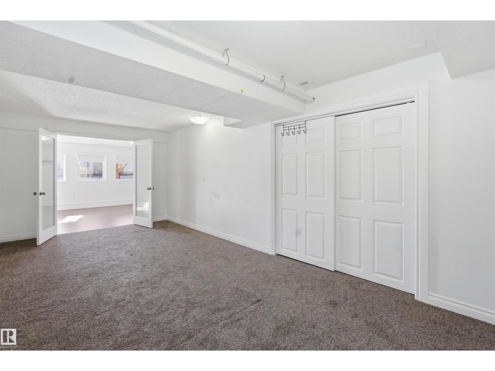 6009 36 AV, Beaumont