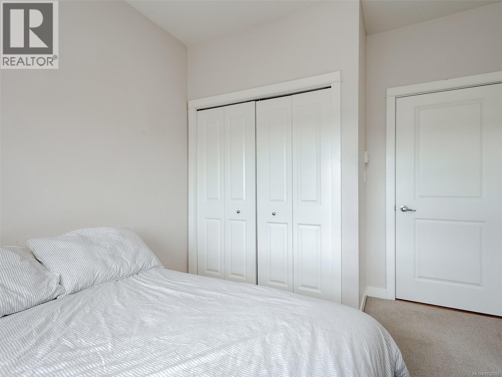 404 201 Nursery Hill Drive, View Royal