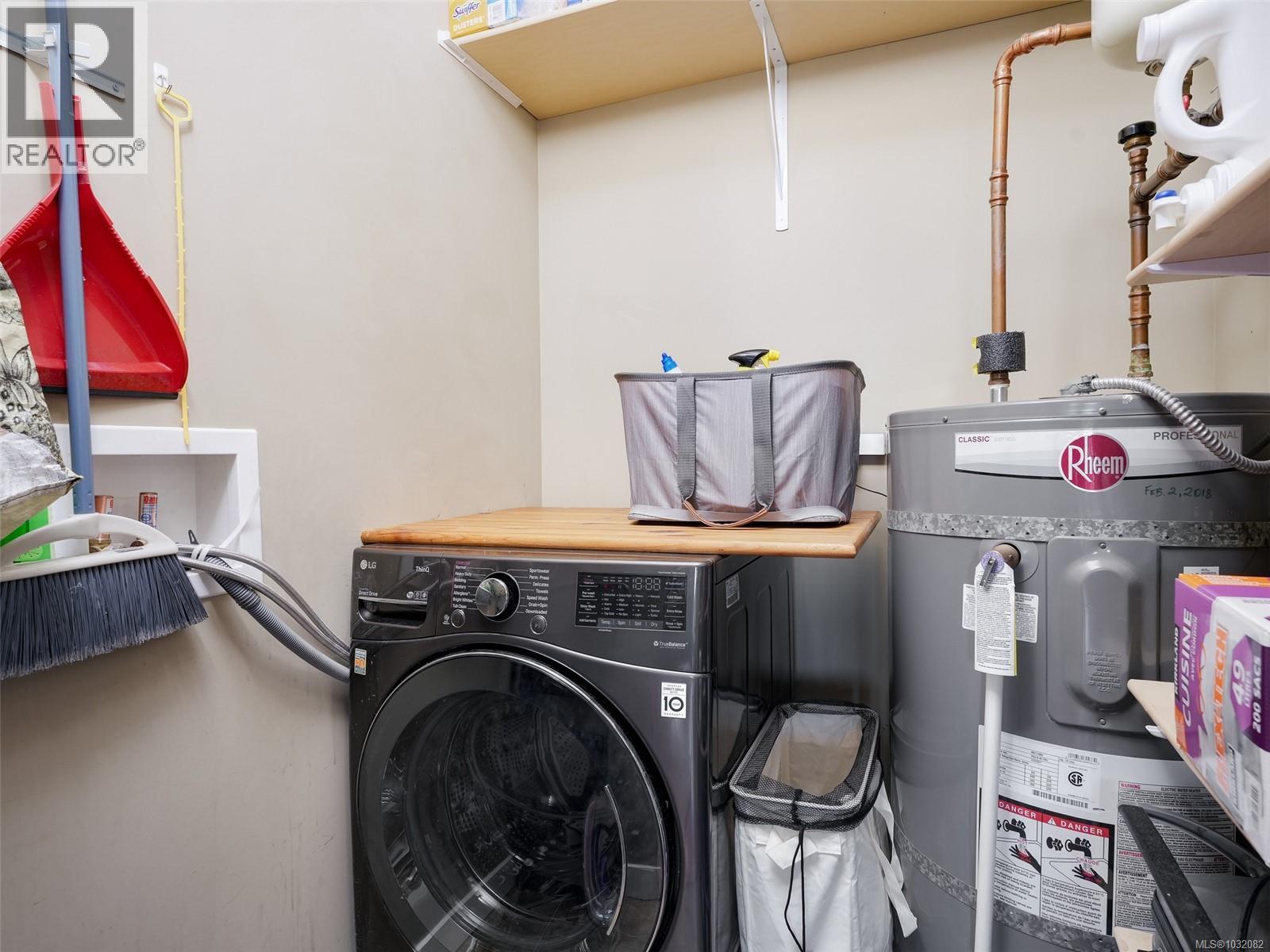 404 201 Nursery Hill Drive, View Royal