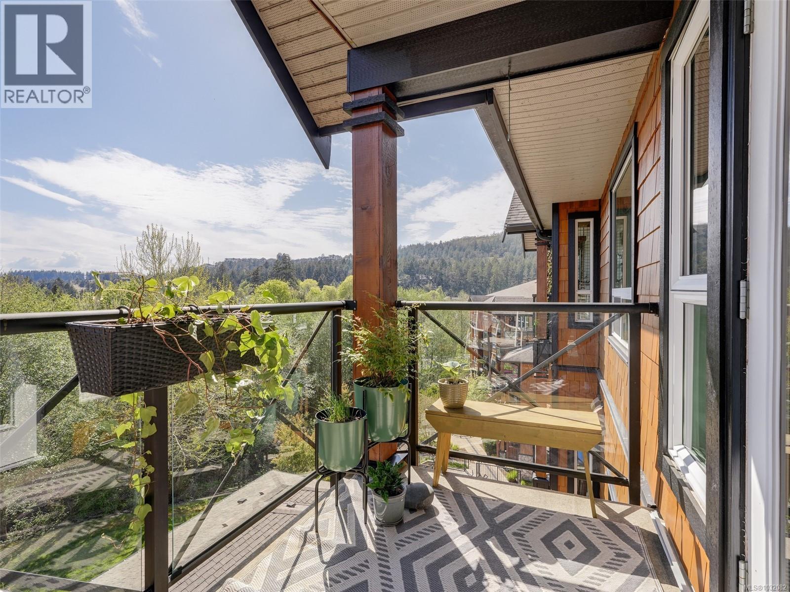 404 201 Nursery Hill Drive, View Royal