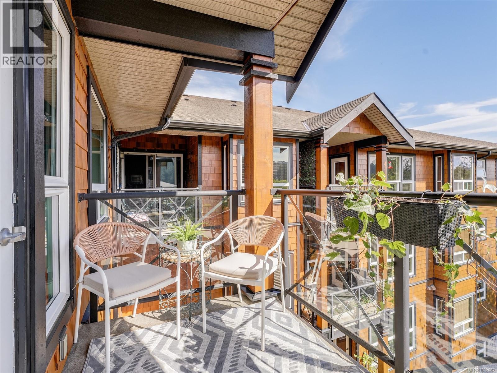 404 201 Nursery Hill Drive, View Royal